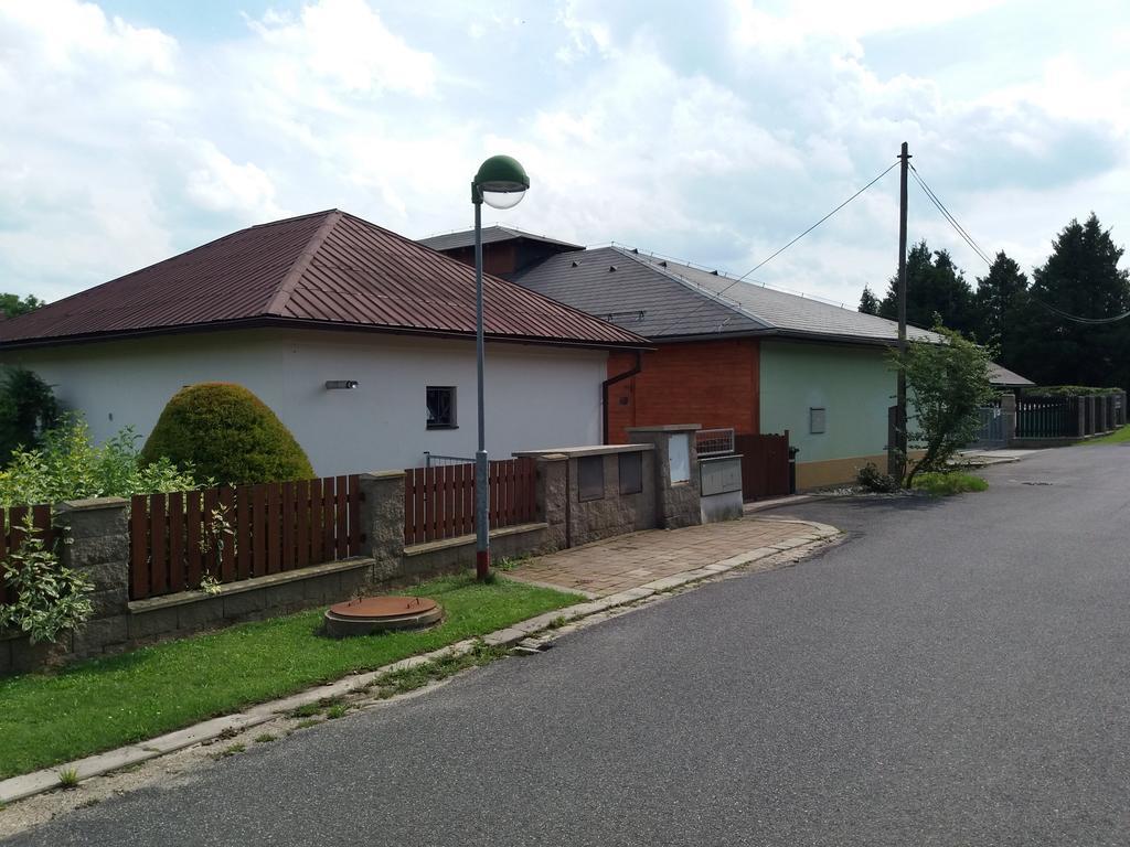 Rekreacni Domek Novy Bor Bagian luar foto